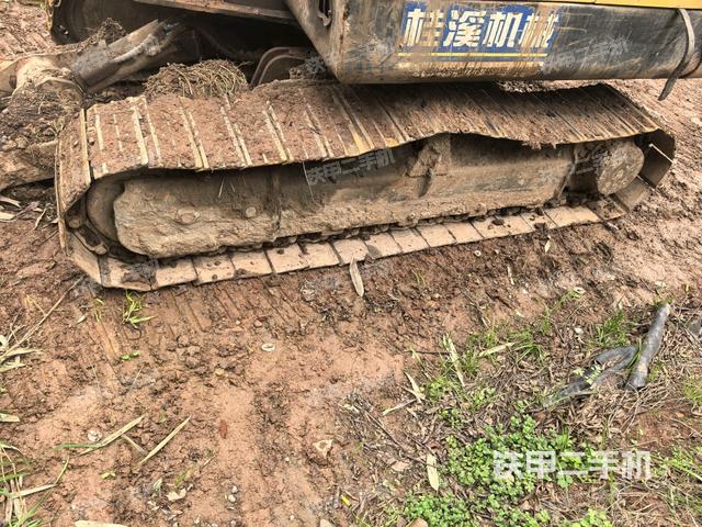 左側(cè)履帶整體?（行走機(jī)構(gòu)）