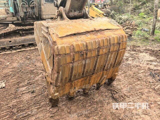 小臂整體左后（工作和回轉(zhuǎn)裝置）