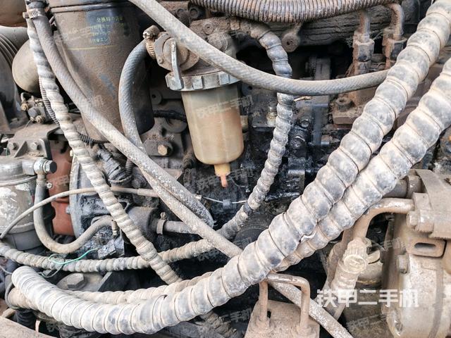 發(fā)動機室(上車部件) 發(fā)動機室(上車部件)