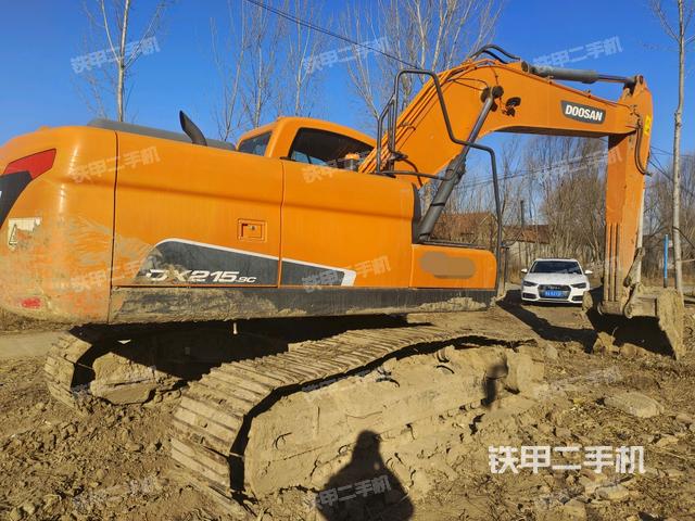 右后45(整機(jī)外觀) 右后45(整機(jī)外觀)