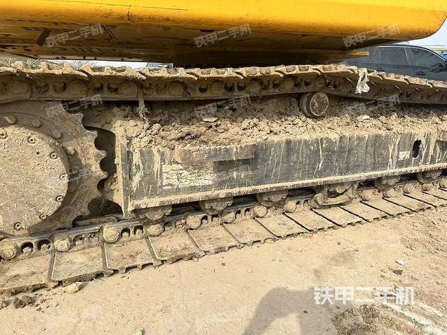 单侧履带整体（整机外观）