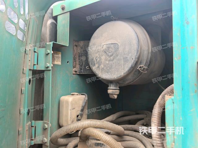 液壓泵斜45?左（大件艙室）