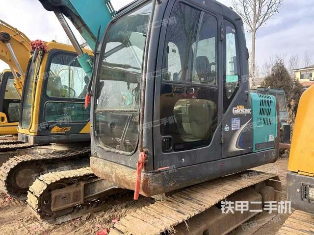 神鋼SK75-8挖掘機(jī)