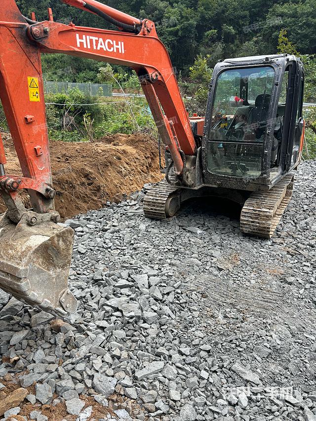 单侧履带整体（整机外观）