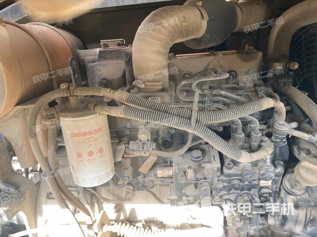 發(fā)動機整體俯視（整機外觀）