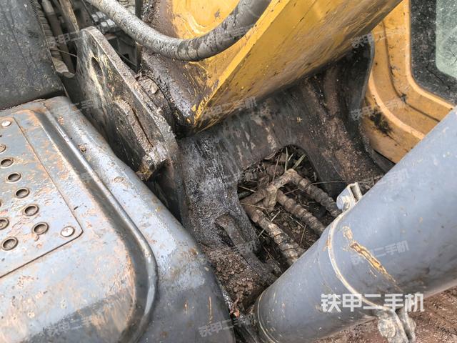 大臂根部?斜視（工作和回轉(zhuǎn)裝置）