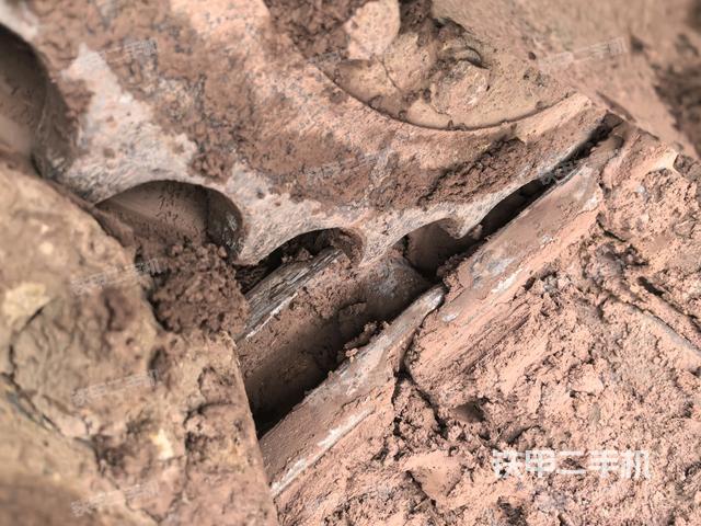 左驅(qū)動(dòng)輪（行走機(jī)構(gòu)）