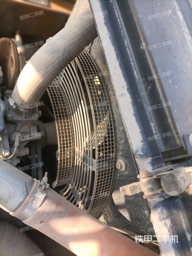 水箱+風(fēng)扇特寫（上車部件）