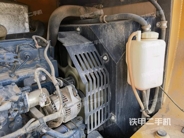 水箱+風(fēng)扇特寫（上車部件）