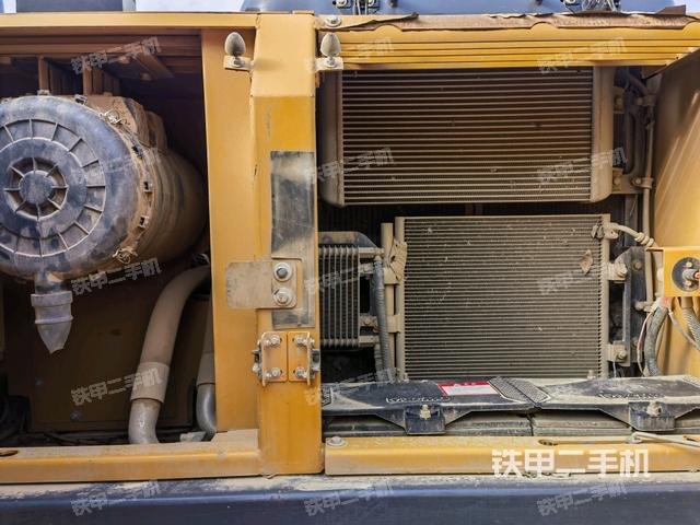 散熱器正面（大件艙室）