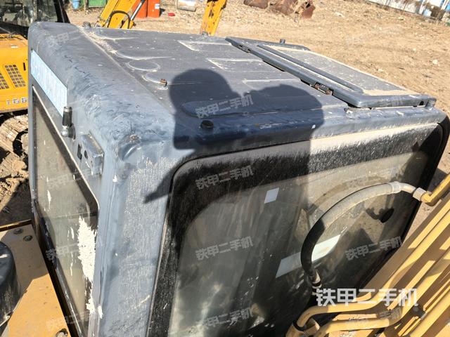 駕駛室頂部俯視（上車部件）