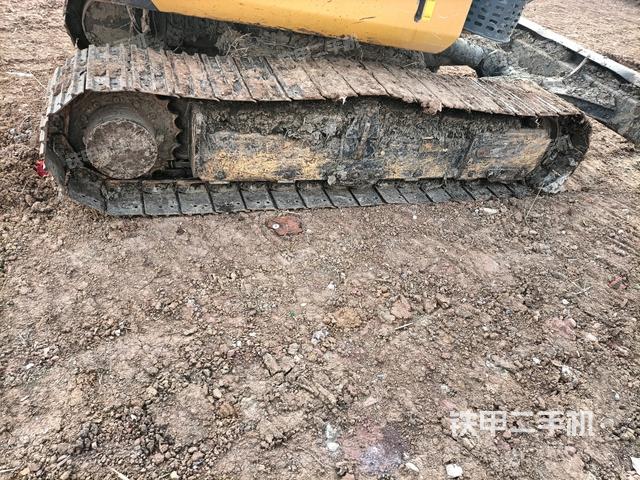 左側(cè)履帶整體?（行走機(jī)構(gòu)）