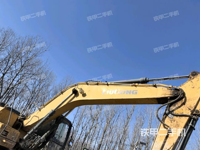 大臂整體?右側（工作和回轉裝置）