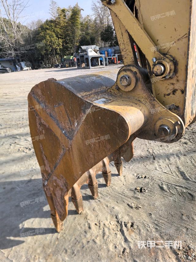 鏟斗45度（工作和回轉(zhuǎn)裝置）