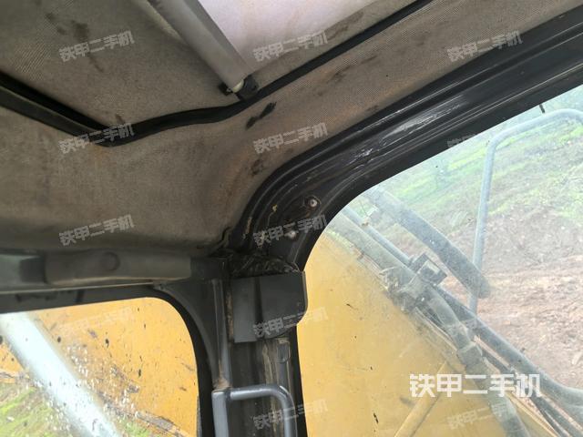 座椅后部（駕駛室部分）