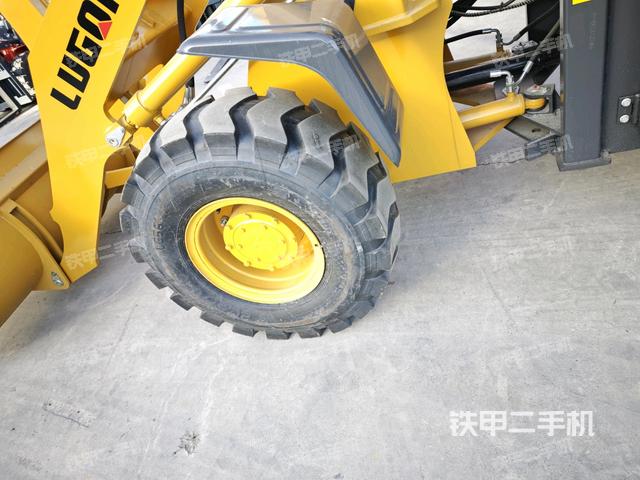 右前輪(行走機(jī)構(gòu)) 右前輪(行走機(jī)構(gòu))