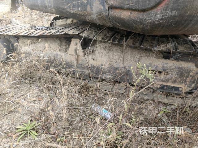 右側(cè)履帶整體?（行走機(jī)構(gòu)）