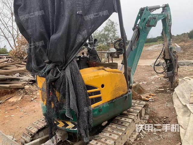 整機(jī)右后45°(整機(jī)外觀) 整機(jī)右后45°(整機(jī)外觀)