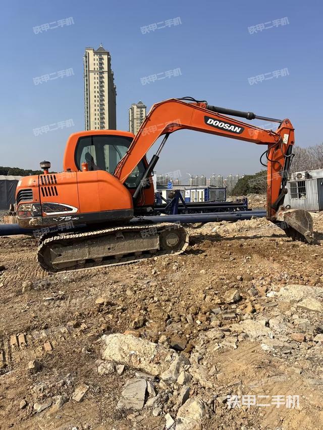 整机右后45°（整机外观）