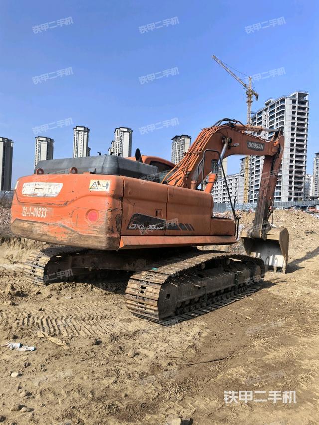 右后45(整機(jī)外觀) 右后45(整機(jī)外觀)