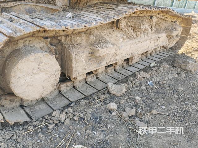 右側(cè)行走馬達(dá)蓋板(行走機(jī)構(gòu)) 右側(cè)行走馬達(dá)蓋板(行走機(jī)構(gòu))