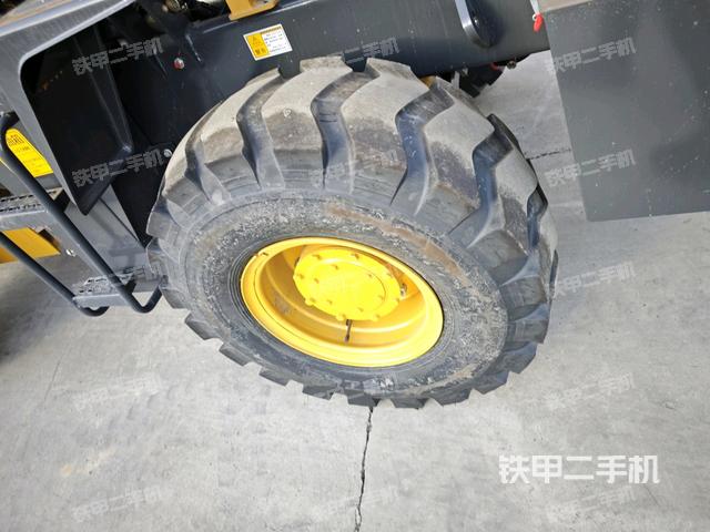 右后輪(行走機(jī)構(gòu)) 右后輪(行走機(jī)構(gòu))