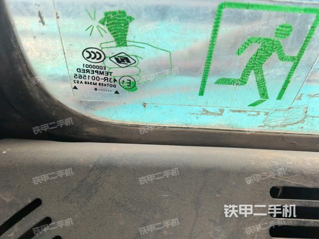 駕駛室左前45度（駕駛室部分）