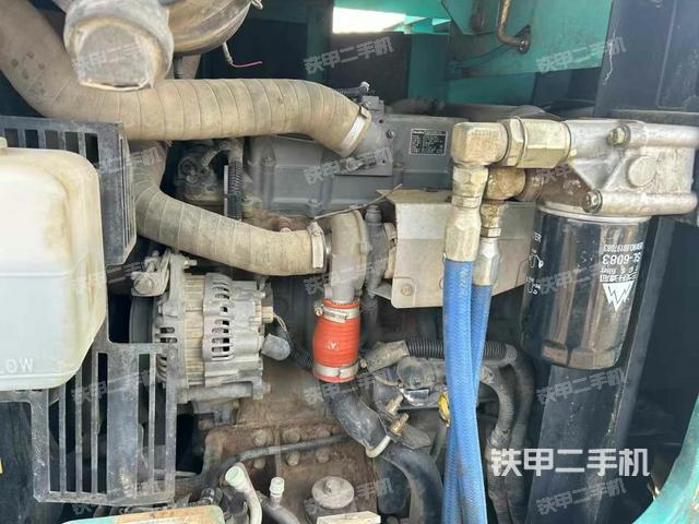 發(fā)動(dòng)機(jī)整體俯視(整機(jī)外觀) 發(fā)動(dòng)機(jī)整體俯視(整機(jī)外觀)