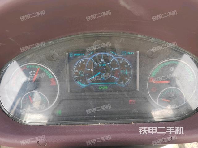 駕駛室操作臺(tái)（整機(jī)外觀及大件）