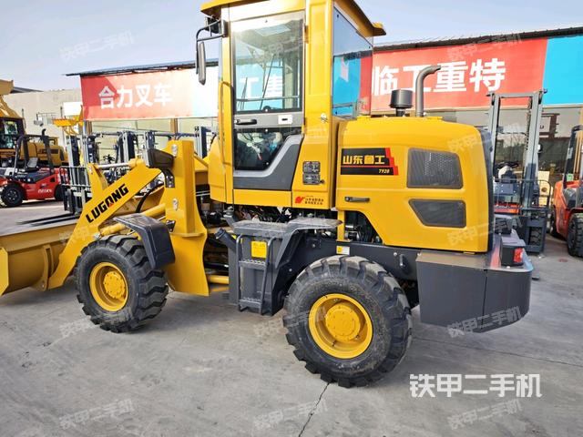 左后45°(整機(jī)外觀) 左后45°(整機(jī)外觀)