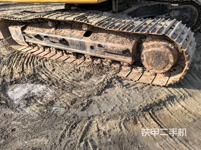 右側(cè)履帶整體（行走機(jī)構(gòu)）