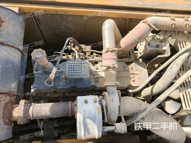 氣門室蓋螺絲特寫（上車部件）