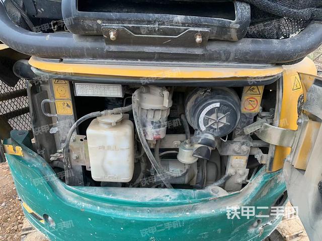 發(fā)動(dòng)機(jī)整體俯視(整機(jī)外觀) 發(fā)動(dòng)機(jī)整體俯視(整機(jī)外觀)