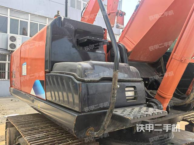 右后45(整機(jī)外觀) 右后45(整機(jī)外觀)