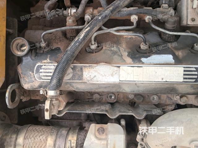 發(fā)動(dòng)機(jī)室（上車部件）