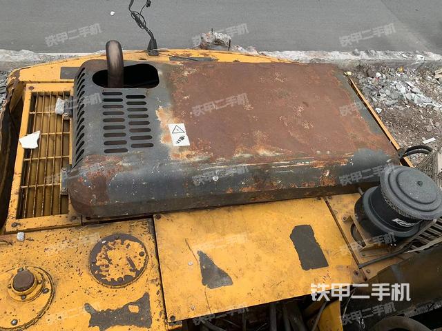 駕駛室頂部（整機(jī)外觀）