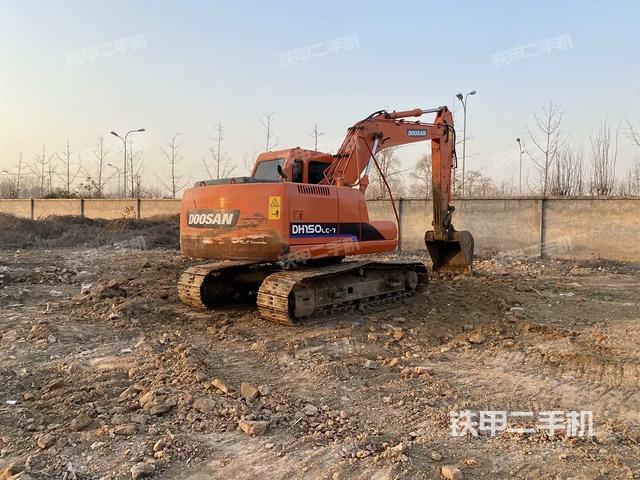 整機右后45°（整機外觀）