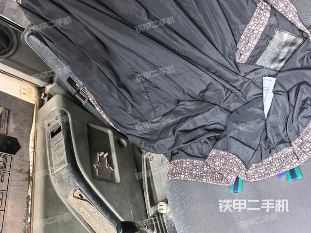 座椅左側(cè)控制臺(tái)/音響/含左手柄（駕駛室部分）