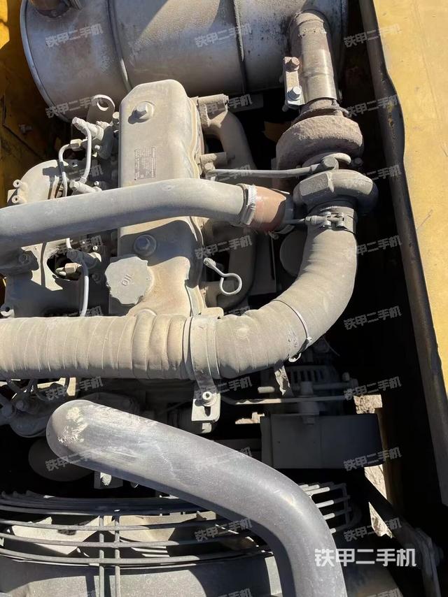 發(fā)動(dòng)機(jī)整體俯視(整機(jī)外觀) 發(fā)動(dòng)機(jī)整體俯視(整機(jī)外觀)