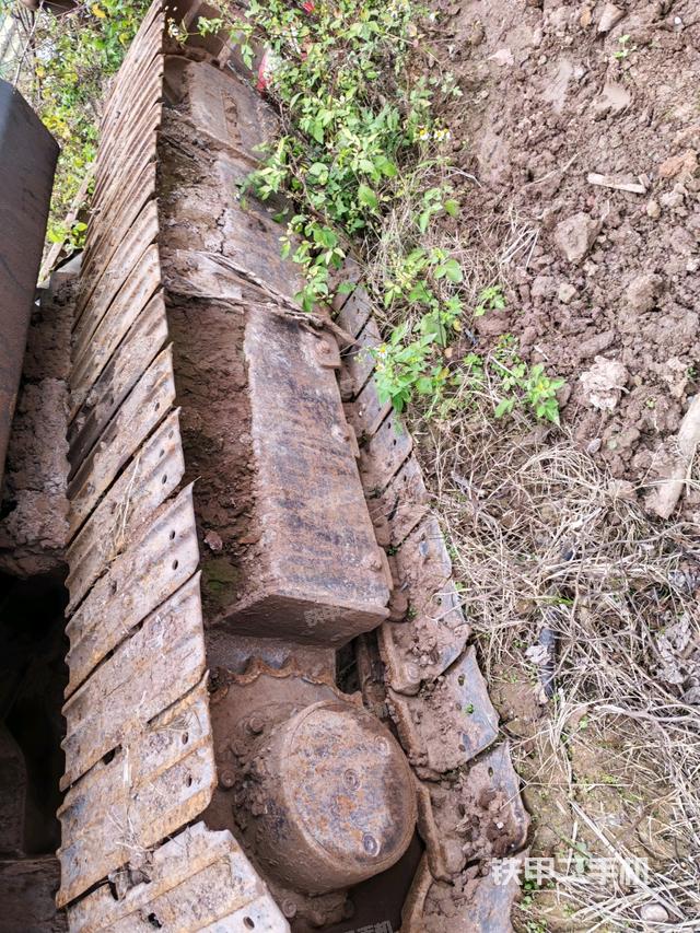 左托鏈輪和鏈筋(行走機構(gòu)) 左托鏈輪和鏈筋(行走機構(gòu))