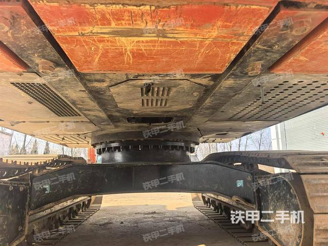 小臂整體右前(工作和回轉(zhuǎn)裝置) 小臂整體右前(工作和回轉(zhuǎn)裝置)