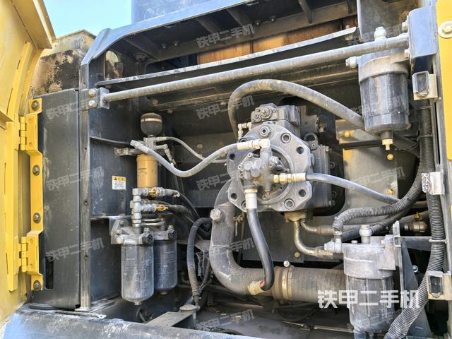 液壓泵室(大件艙室) 液壓泵室(大件艙室)