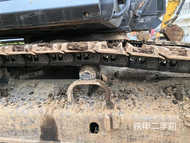 左導(dǎo)向輪（行走機(jī)構(gòu)）