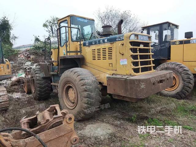 工作裝置整體（整機(jī)外觀及大件）