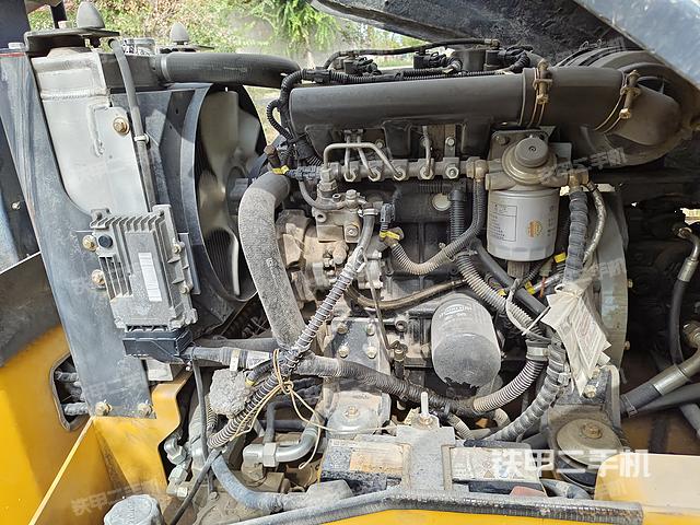 发动机（设备外观及核心部件）