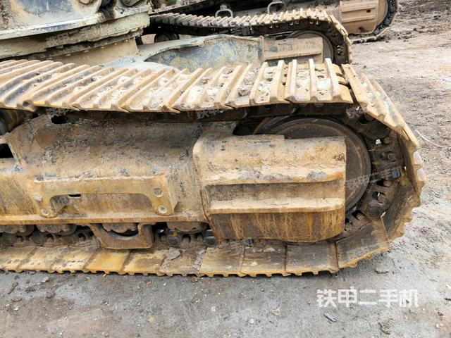 左導向輪(行走機構) 左導向輪(行走機構)