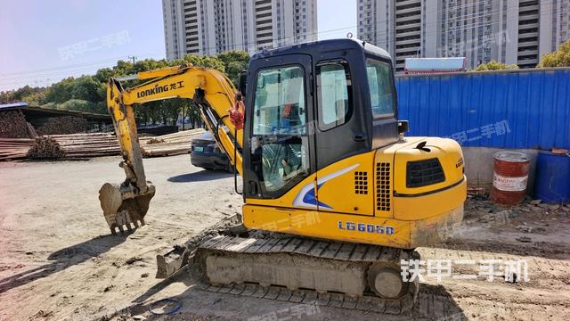 左后45（整機外觀）