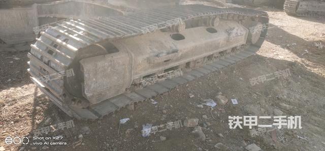 單側(cè)履帶整體（整機(jī)外觀）