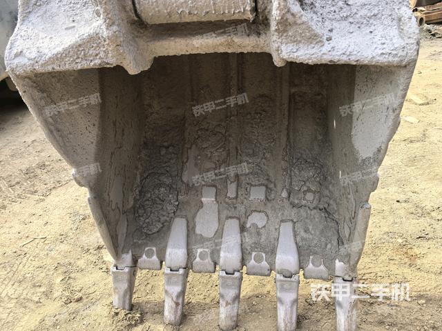 大臂整體?右側(cè)（工作和回轉(zhuǎn)裝置）