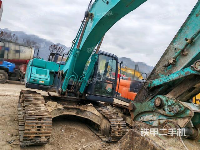 右前45(整機(jī)外觀(guān)) 右前45(整機(jī)外觀(guān))